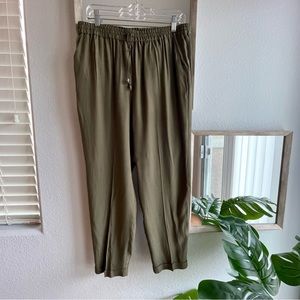 🟢3/$15 F21 Silky Trouser